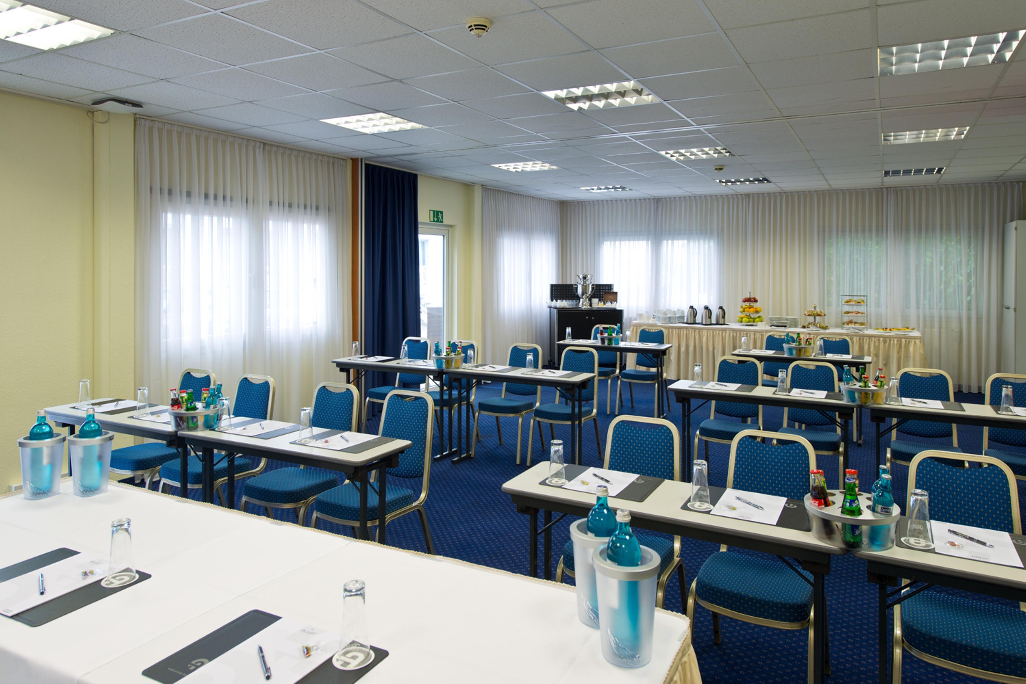 Achat Elbufer Hotel Dresden